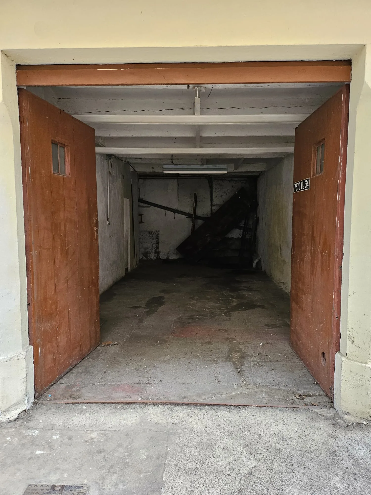 Disponible à la vente Garage 39 m² Béziers Hyper Centre -Allées Paul Riquet- Opportunité Investissement Locatif de Proximité – Beziers